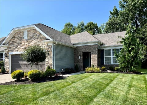 Photo for 528 Arbor Lane