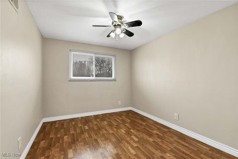 Tiny photo for 25400 Country Club Boulevard #2, North Olmsted, OH 44070 (MLS # 5178530)