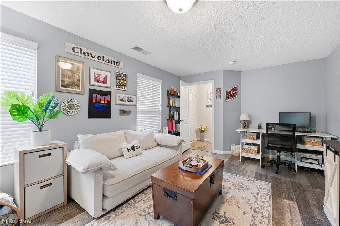 1388 Annette Court