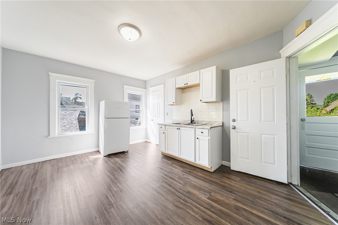 Glass - Residential Income