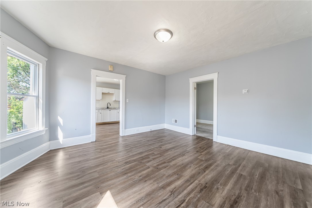 Glass - Residential Income