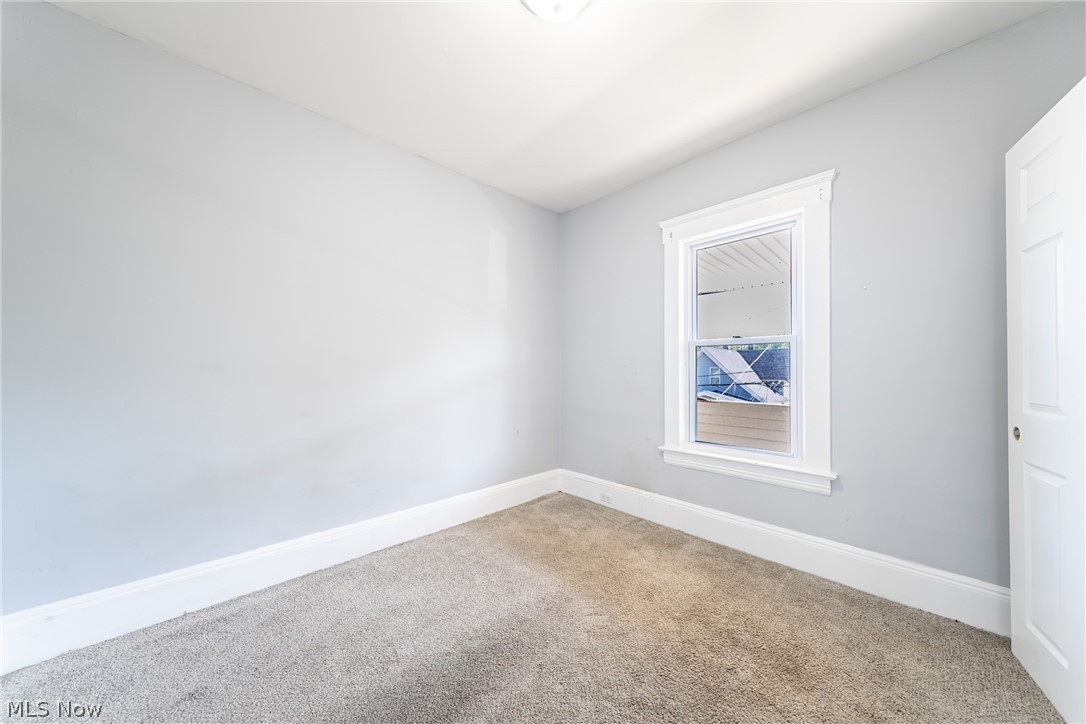 Glass - Residential Income