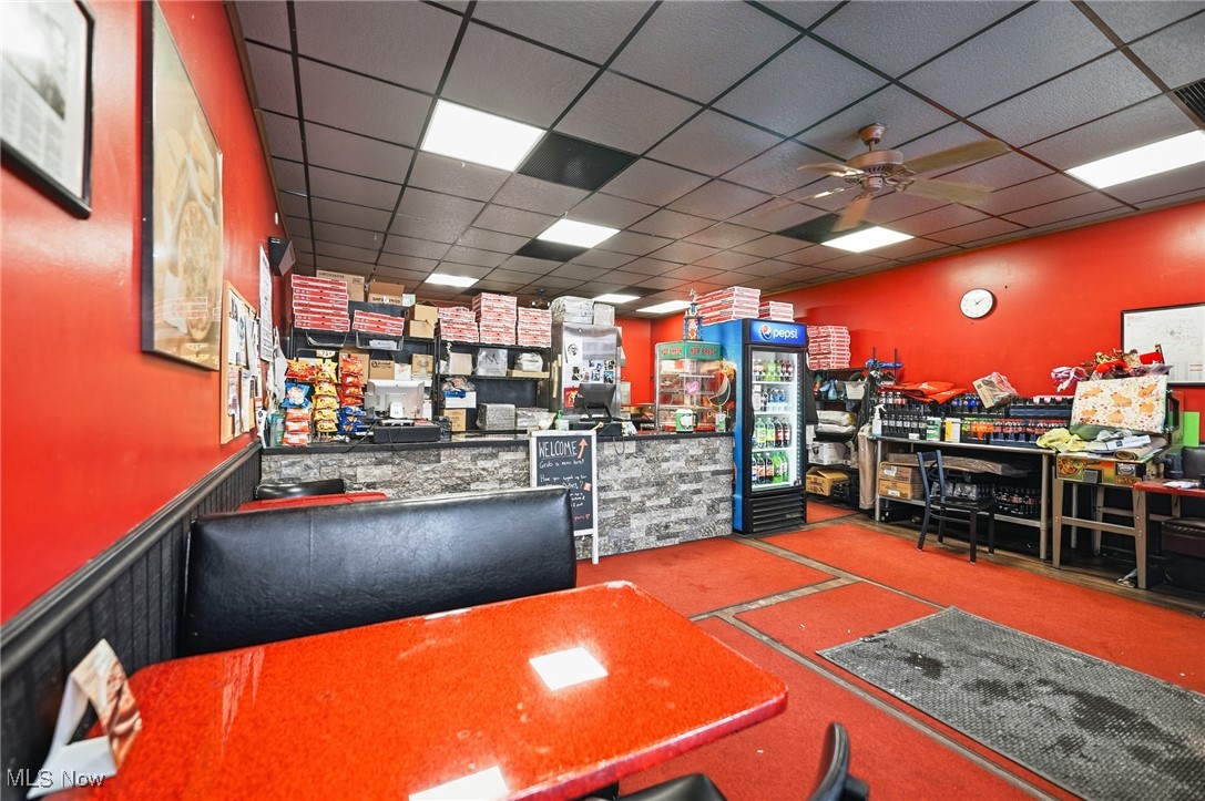 Village/Lisbon - Commercial Sale