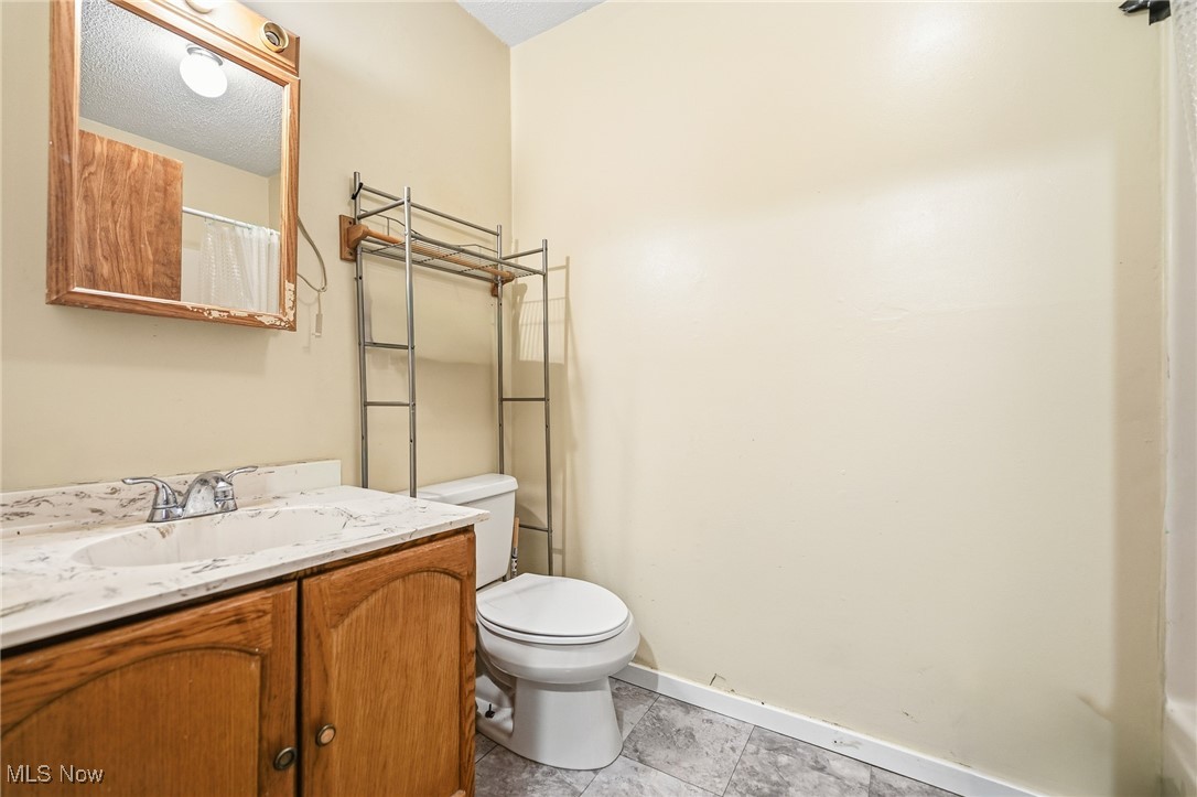 Village/Lisbon - Commercial Sale