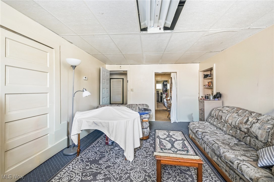 Village/Lisbon - Commercial Sale