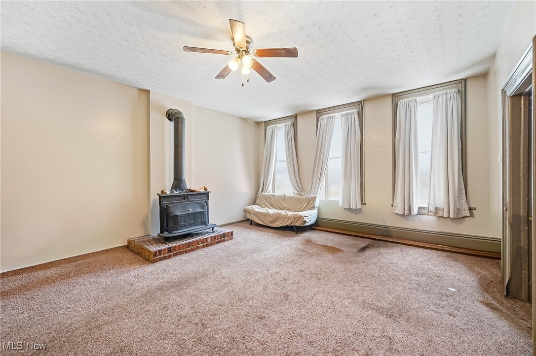 Village/Lisbon - Commercial Sale