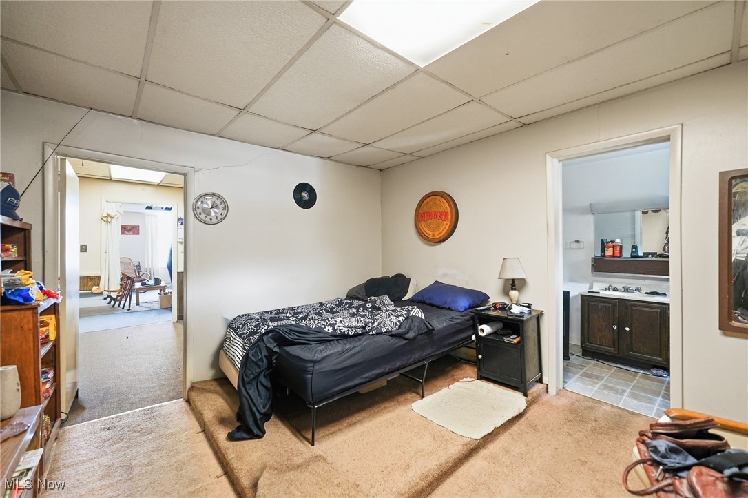 Village/Lisbon - Commercial Sale