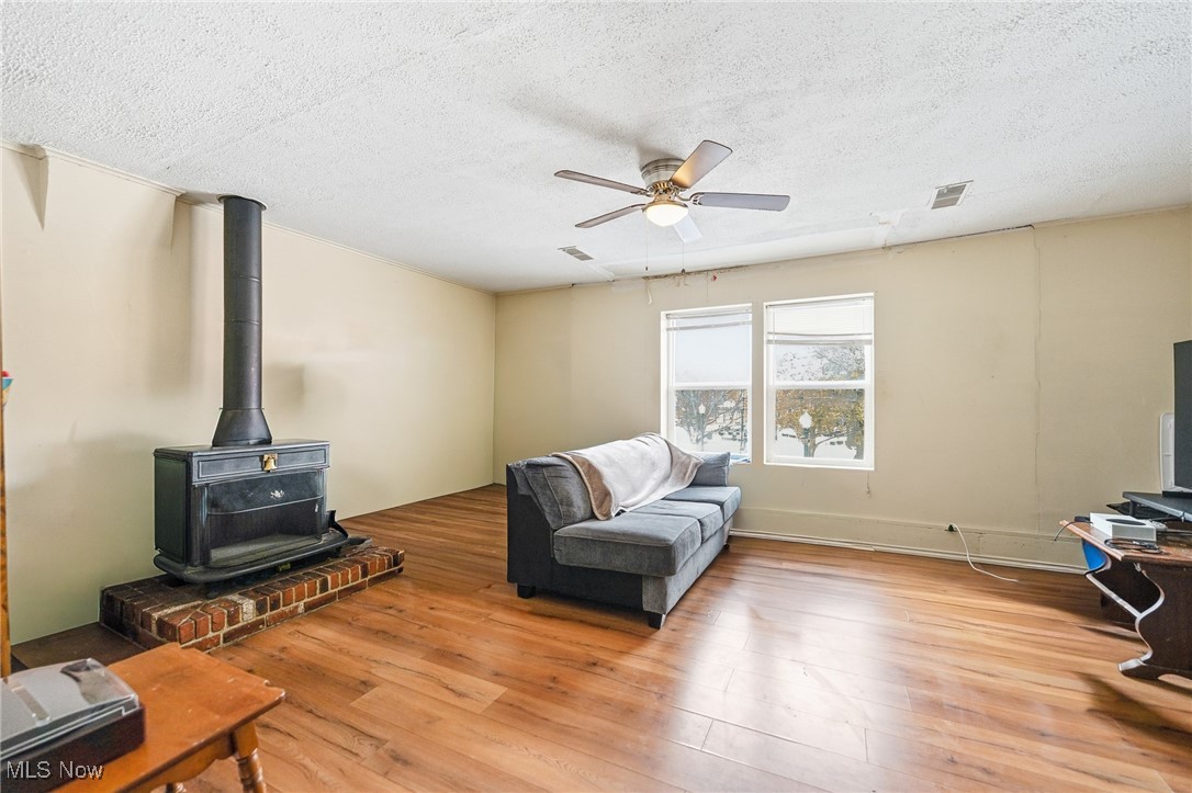 Village/Lisbon - Commercial Sale