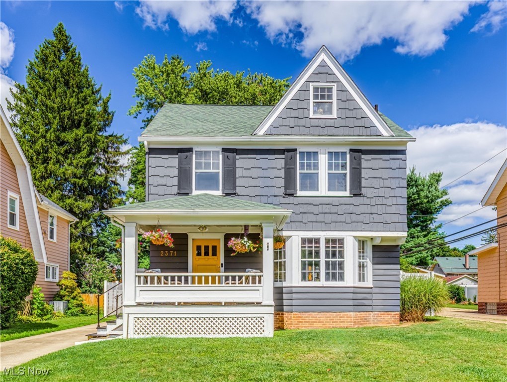 Highlights:
• 3 Bedrooms, 1.5 Baths
• 1,598 sq ft of living space
• Original 1929 woodwork and refinished hardwood floors
• Updated kitchen with all appliances included (2018)
• Finished attic for extra space
• New furnace (2023)
• New sump pump (2024)
• Front porch