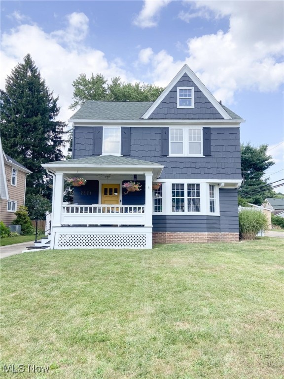 Highlights:
• 3 Bedrooms, 1.5 Baths
• 1,598 sq ft of living space
• Original 1929 woodwork and refinished hardwood floors
• Updated kitchen with all appliances included (2018)
• Finished attic for extra space
• New furnace (2023)
• New sump pump (2024)
• Front porch