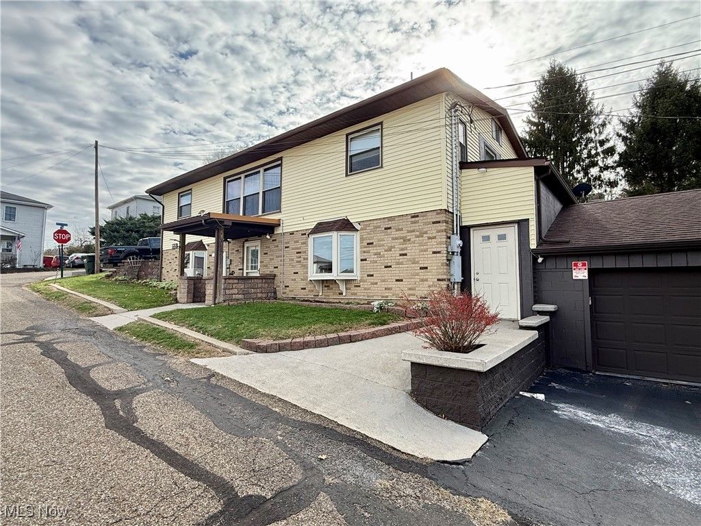 Photo of 10 Ohio Street, Dellroy, OH 44620 (MLS # 5176129)