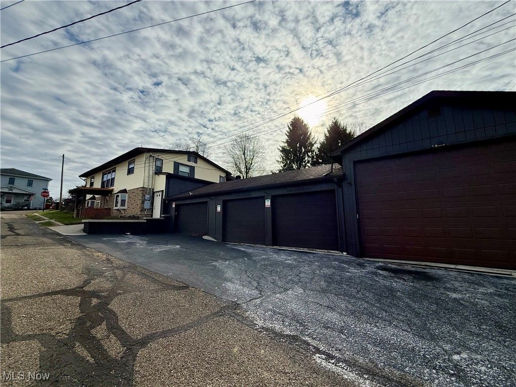 Photo of 10 Ohio Street, Dellroy, OH 44620 (MLS # 5176129)