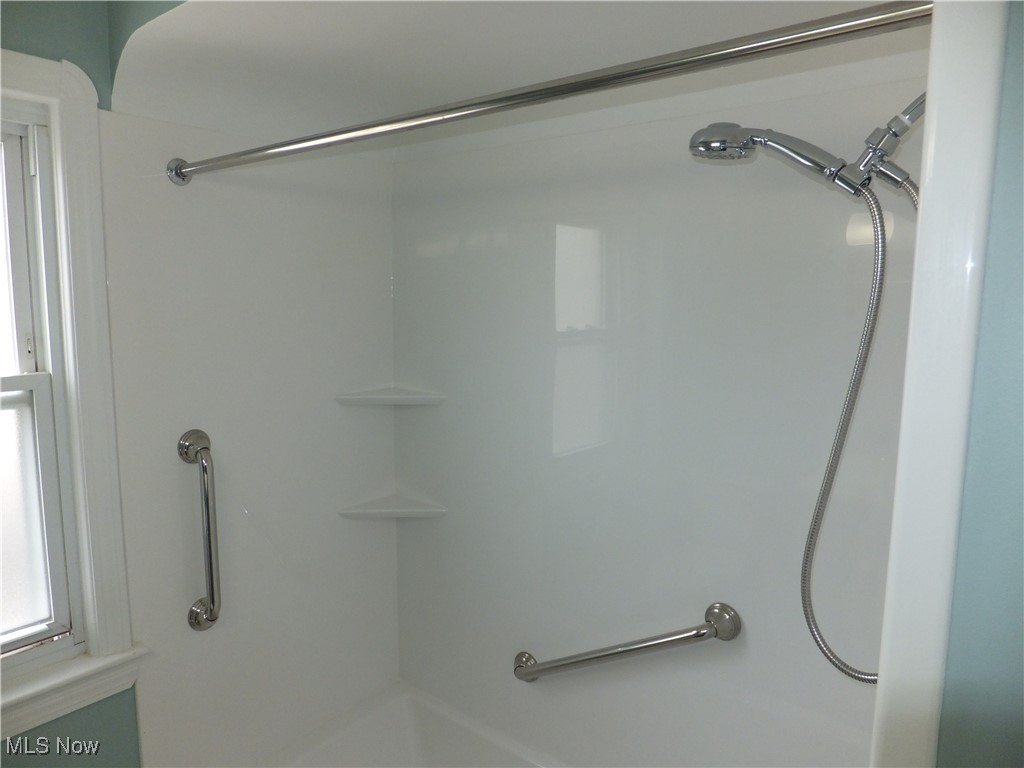 Otto G & L B Skusa Resub - Residential