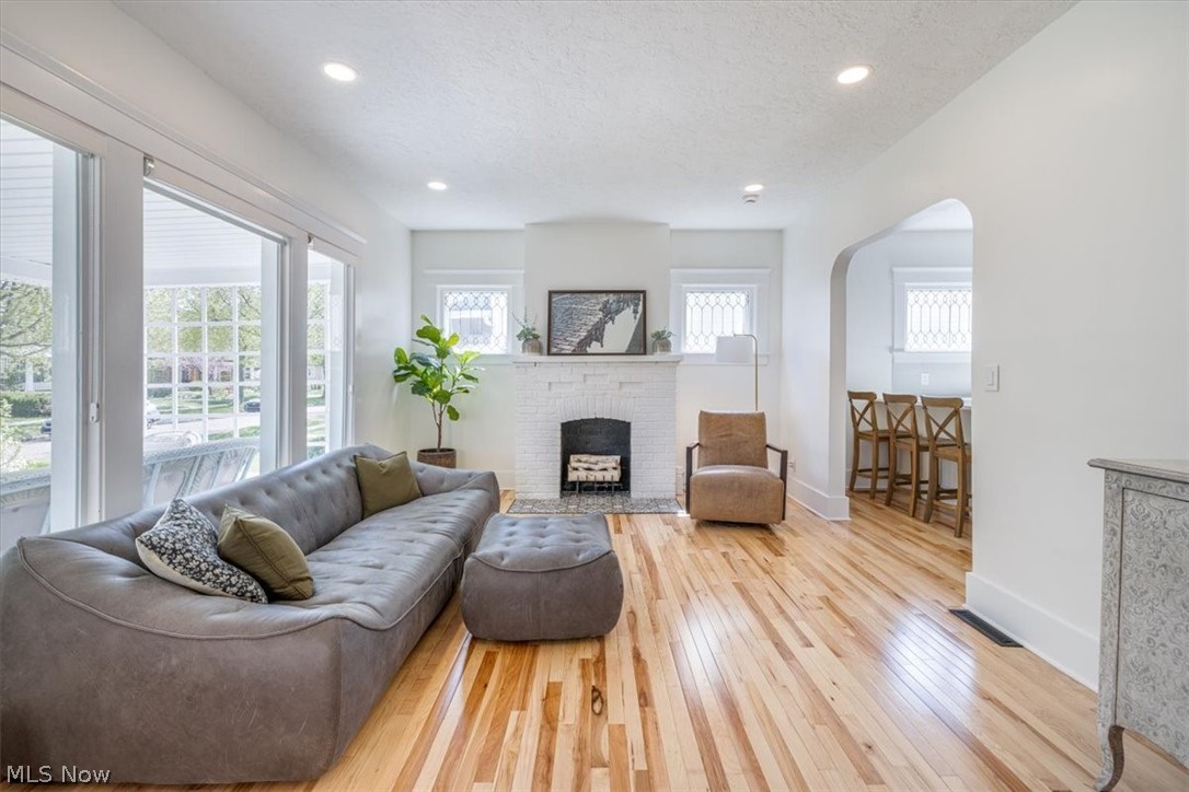 Mathews & Gilbert 07 - Residential