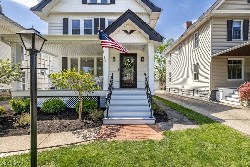 Photo of 1208 French Avenue, Lakewood, OH 44107 (MLS # 5203957)