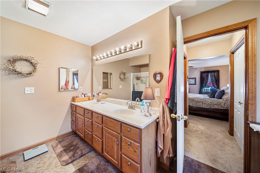 13 Holden Hills - Residential