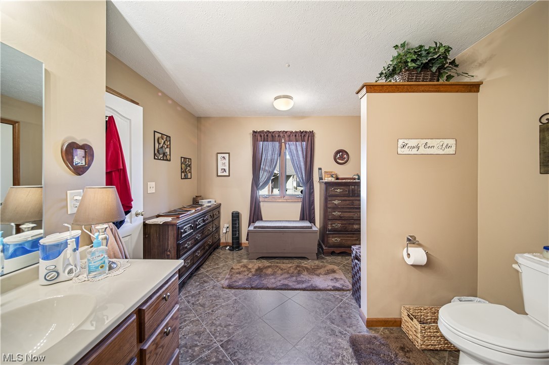 13 Holden Hills - Residential