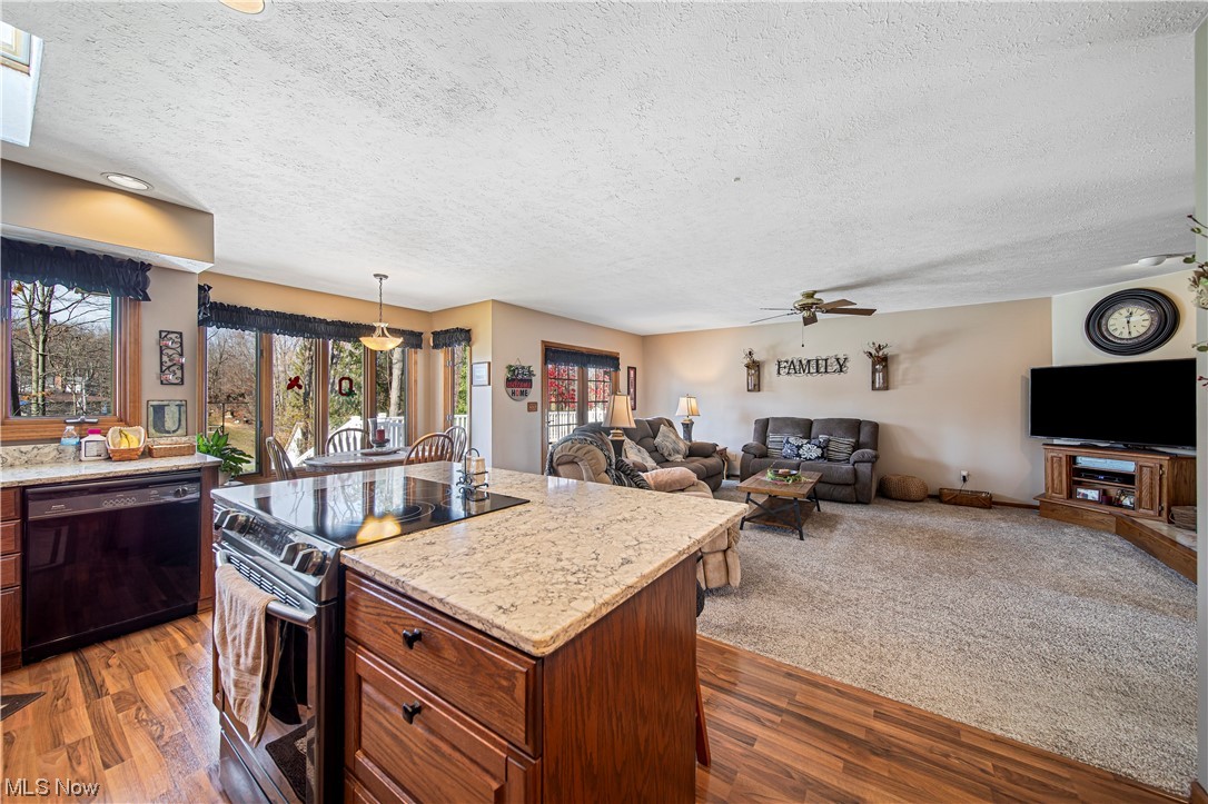 13 Holden Hills - Residential