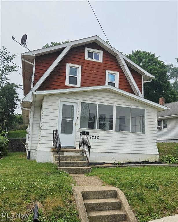 New rental in Barberton. 3 bedrooms/2 full bath in this recently updated home. Nice front porch for seasonal enjoyment. Laundry room with hookups (no washer/dryer) off the kitchen. Bonus room that could be an office/den on 1st floor. 1 car garage. Full, unfinished basement. Fenced in back yard. No smoking. Dogs permitted - $250 non-refundable pet deposit required. Utilities, lawn/yard maintenance and snow removal is the tenant's responsibility. All adult applicants must apply online for credit, background, eviction history. $50 non-refundable application fee per adult applicant. Employment is verified. No third party applications permitted. Please contact listing agent for requirements prior to applying.