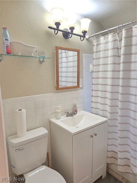 Tiny photo for 21711 S Lake Shore Boulevard, Euclid, OH 44123 (MLS # 5203360)