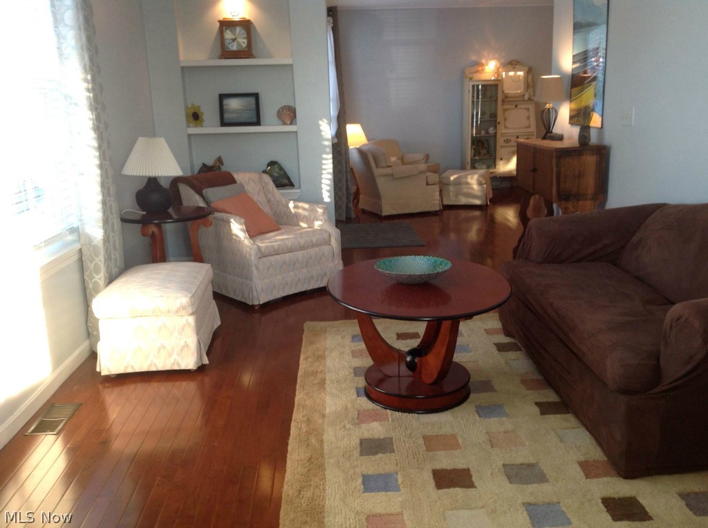 Hickory Ridge - Residential