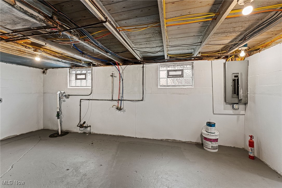 Industrial Svgs Realty Cos Al - Residential