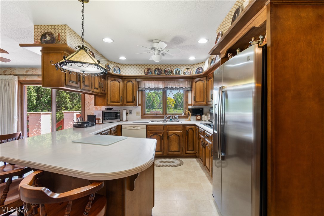 2033 Carnoustie Drive, Uniontown, Ohio image 9