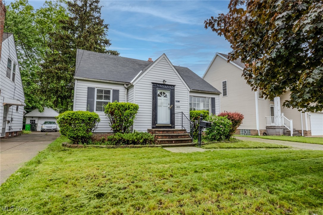 25671 Farringdon Avenue, Euclid, Ohio image 1