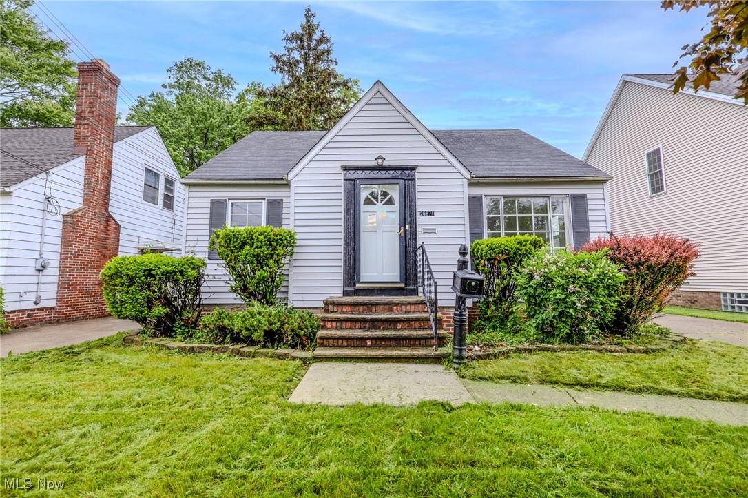 25671 Farringdon Avenue, Euclid, Ohio image 2