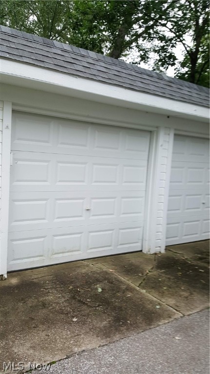 Ahzberger & Mcmahons - Residential