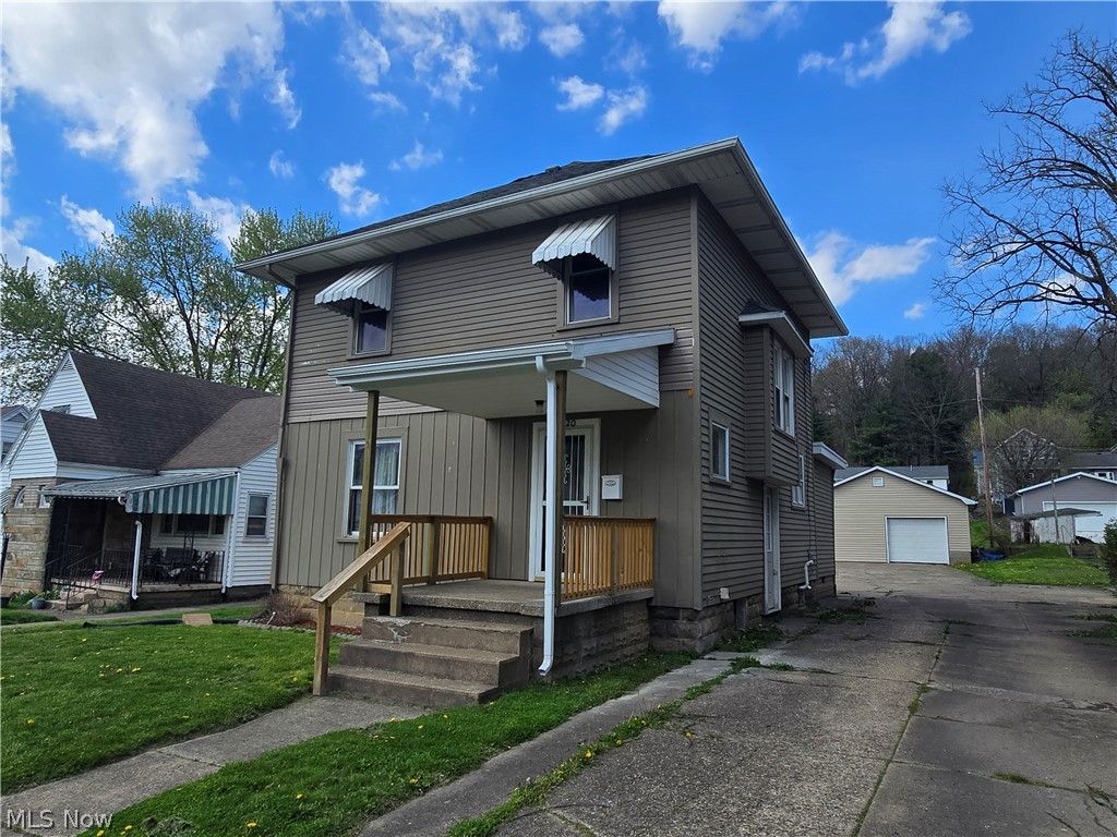 Photo of 1720 Chestnut Street, Coshocton, OH 43812 (MLS # 5196444)