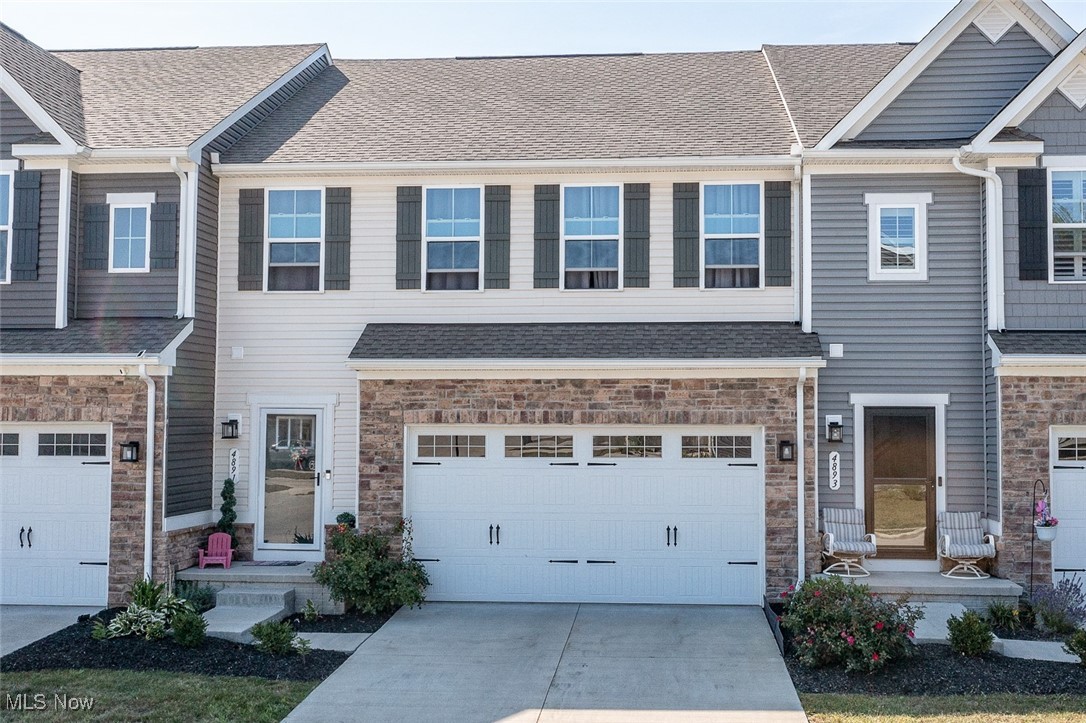 Welcome to this newer 3-bedroom, 2.5-bath townhome offering modern living in a highly desirable location. Step inside to an inviting open floor plan designed for both comfort and functionality. The heart of the home features a spacious kitchen with a large island, perfect for meal prep, entertaining, or casual dining.
Upstairs, the primary suite is a true retreat with two walk-in closets and a private en-suite bath. Two additional generously sized bedrooms, a full bath, and convenient second-floor laundry complete the upper level.
The unfinished basement provides excellent potential to create a rec room, office, or gym—room to grow as your needs change.
Located in a low-maintenance community, this home offers easy access to shopping, schools, parks, and more. Combining modern amenities with an unbeatable location, this townhome is move-in ready and waiting for you!