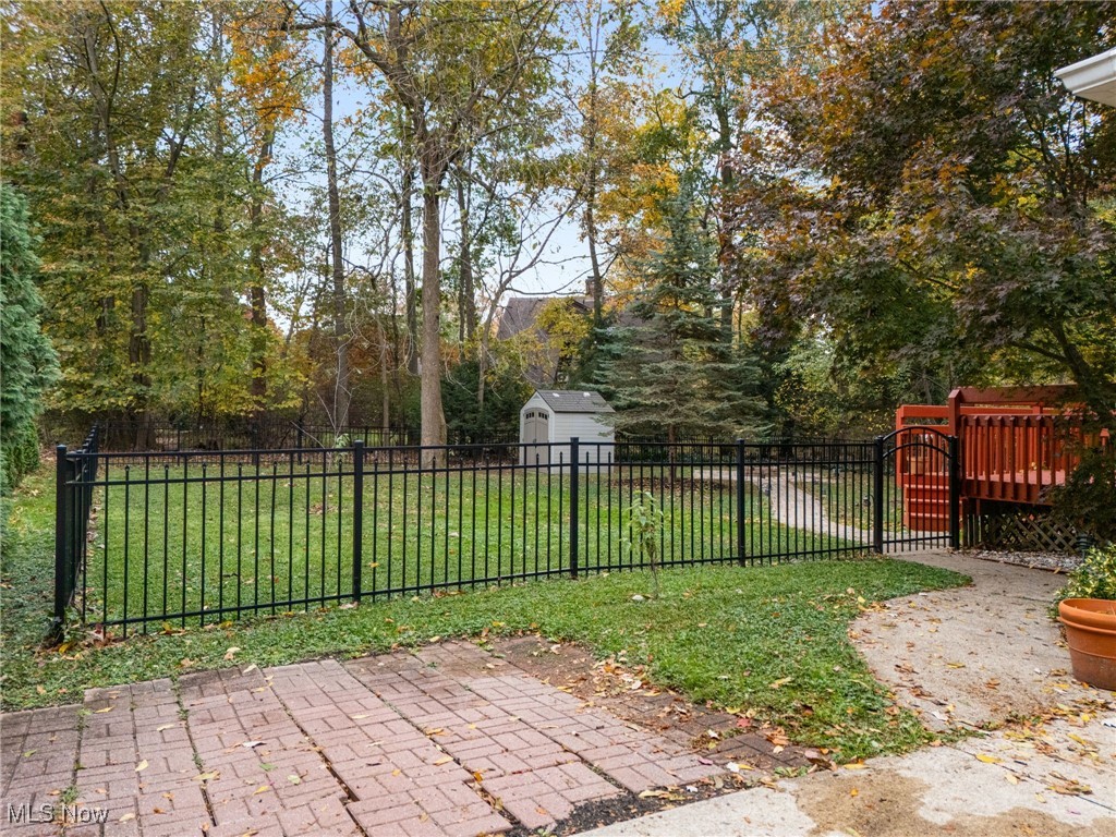 Colony Woods - Residential