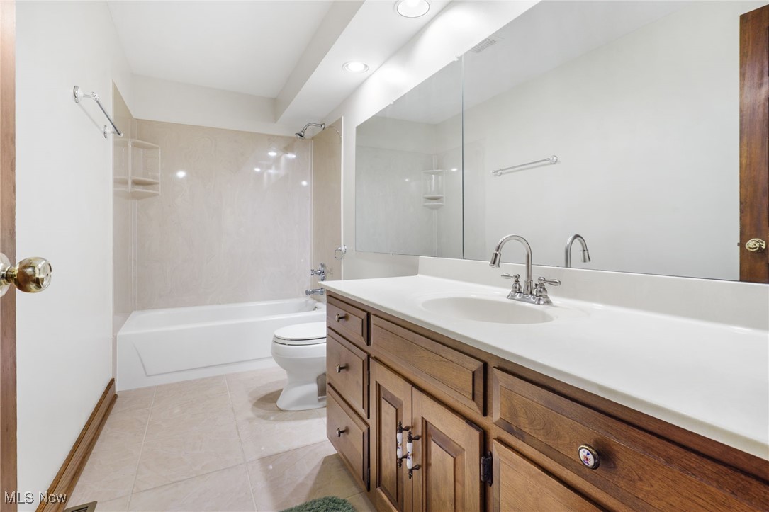 Colony Woods - Residential