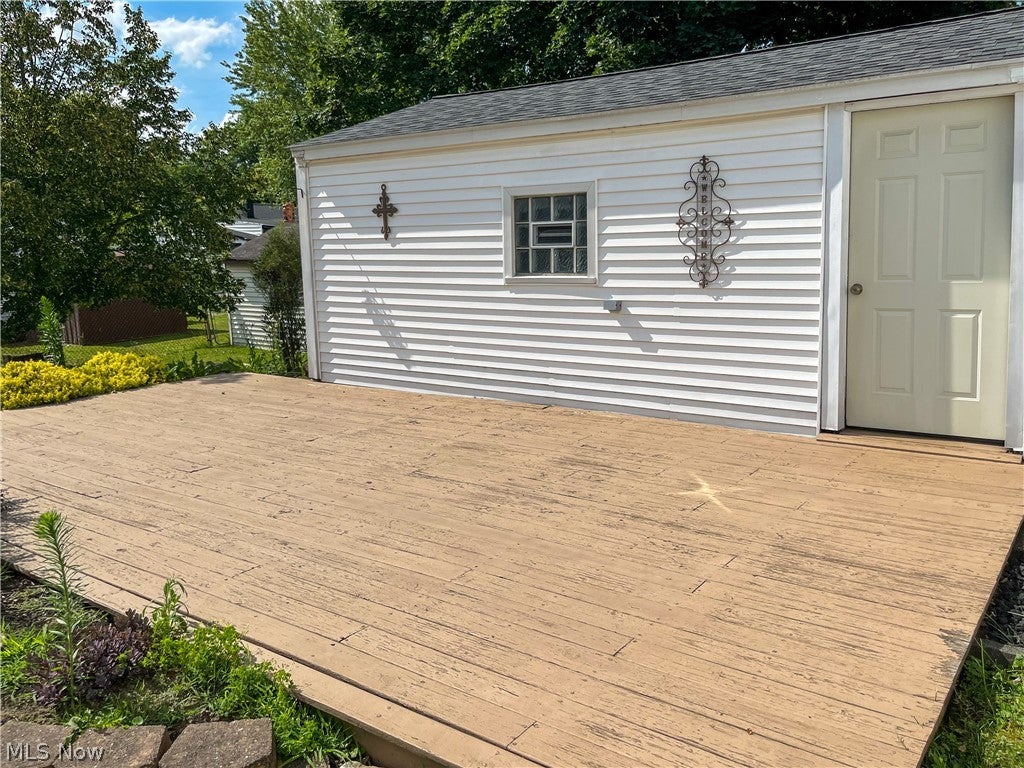 Photo of 54 Poplar Avenue, Niles, OH 44446 (MLS # 5226582)