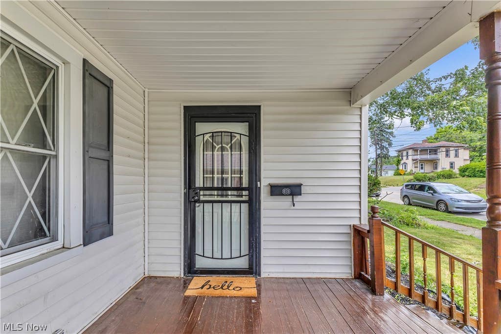 Photo of 425 McPherson Street, Mansfield, OH 44903 (MLS # 5220162)