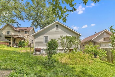 Tiny photo for 425 McPherson Street, Mansfield, OH 44903 (MLS # 5220162)