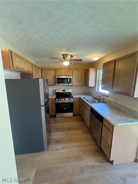Tiny photo for 951 Penn Place, Painesville, OH 44077 (MLS # 5220572)