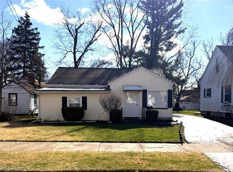 Homes For Sale - 965 Adelaide Avenue<br/> Trumbull County, Warren, OH 44484