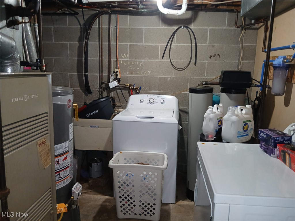 8565 Greenleaf Circle, Canal Fulton, Ohio image 13