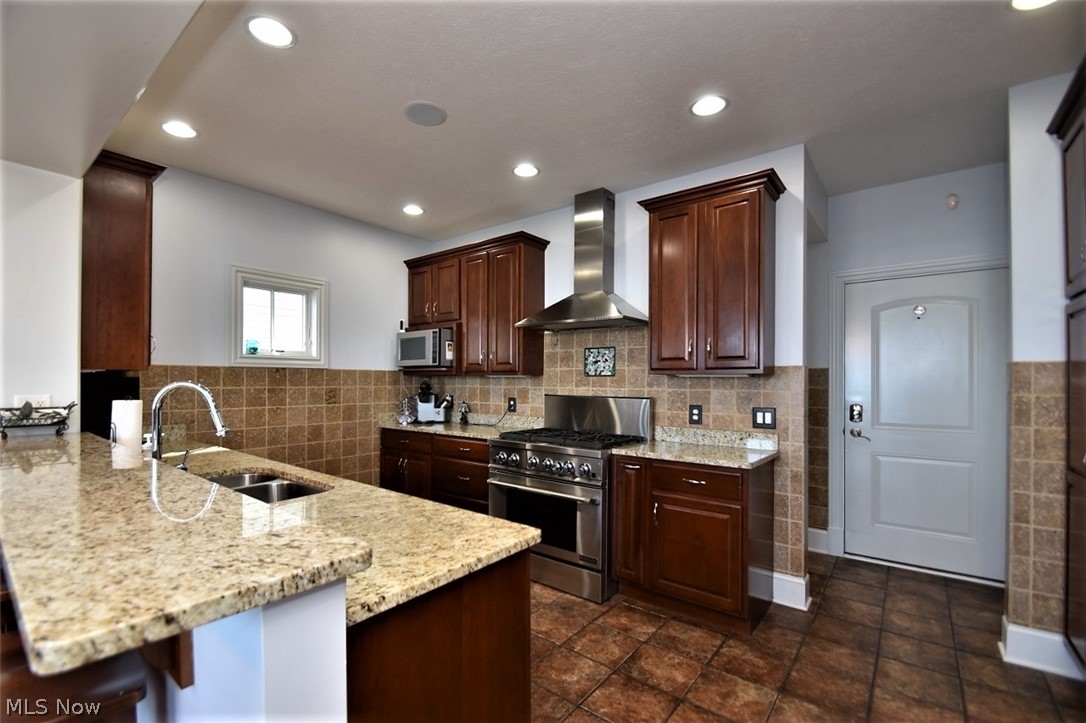 Larimar Lakefront Neighborhood Sub - Residential