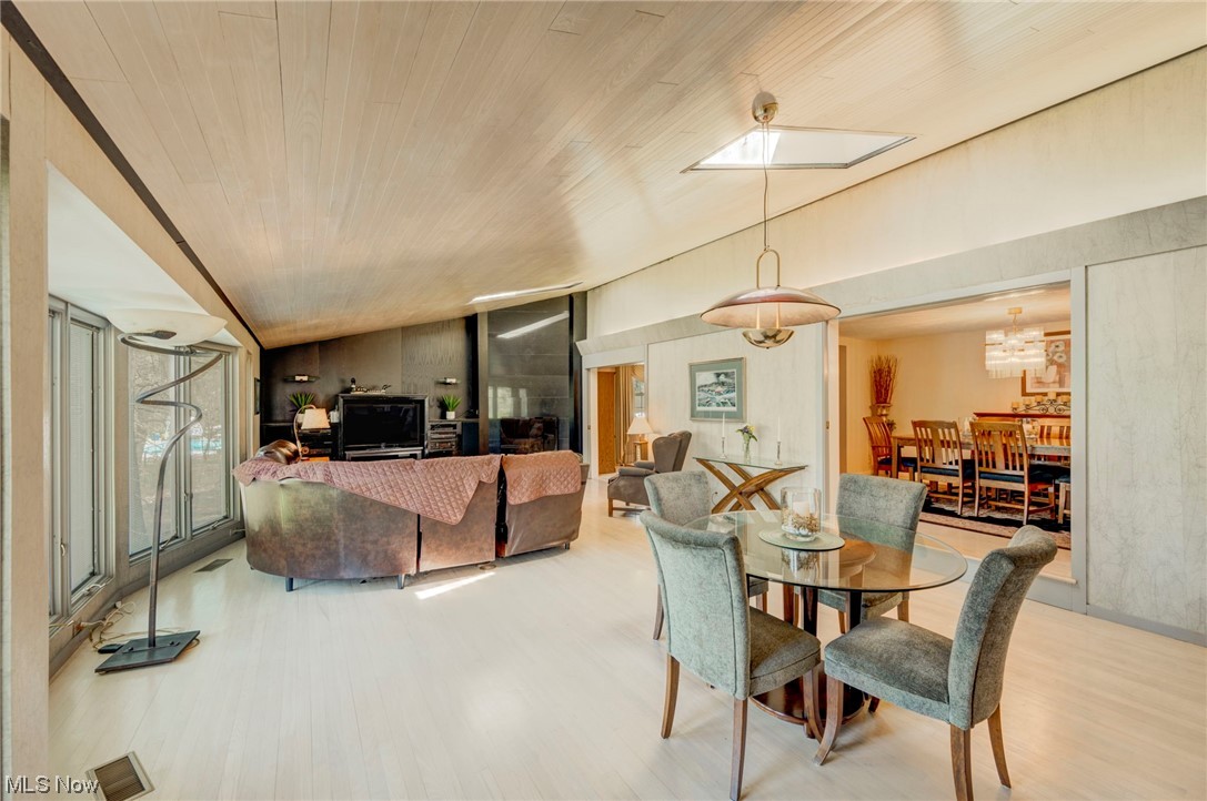 Sidney N Amsters - Residential