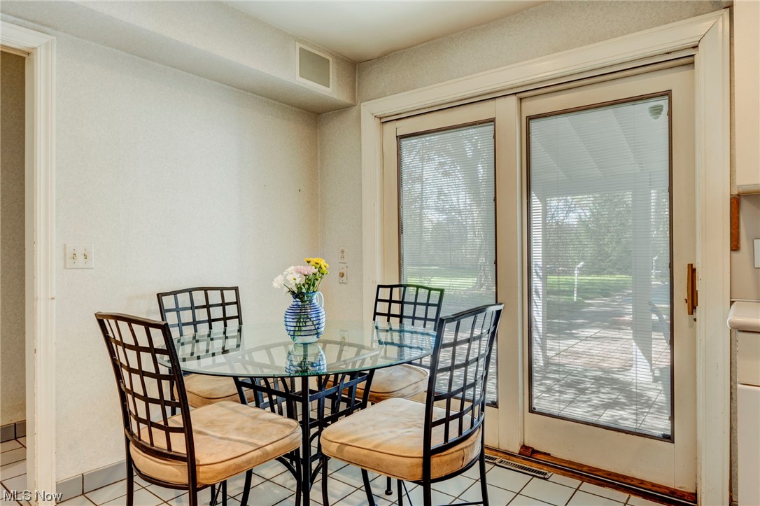 Sidney N Amsters - Residential