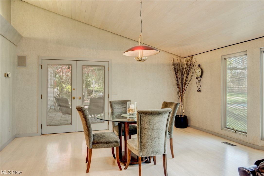 Sidney N Amsters - Residential