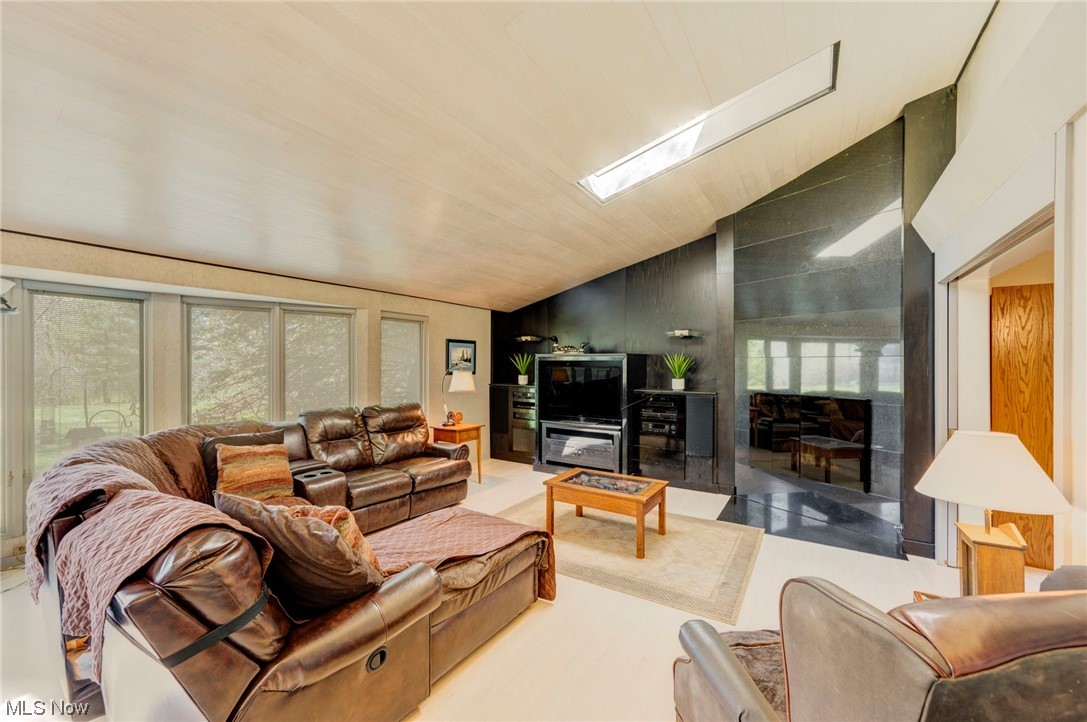 Sidney N Amsters - Residential