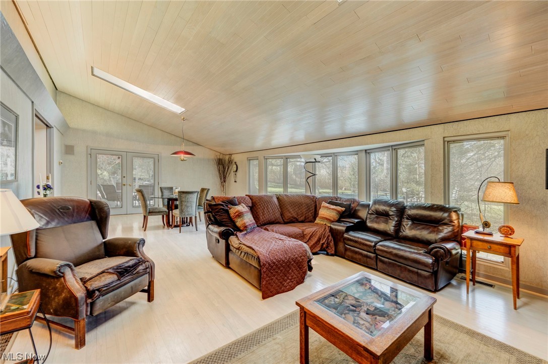 Sidney N Amsters - Residential