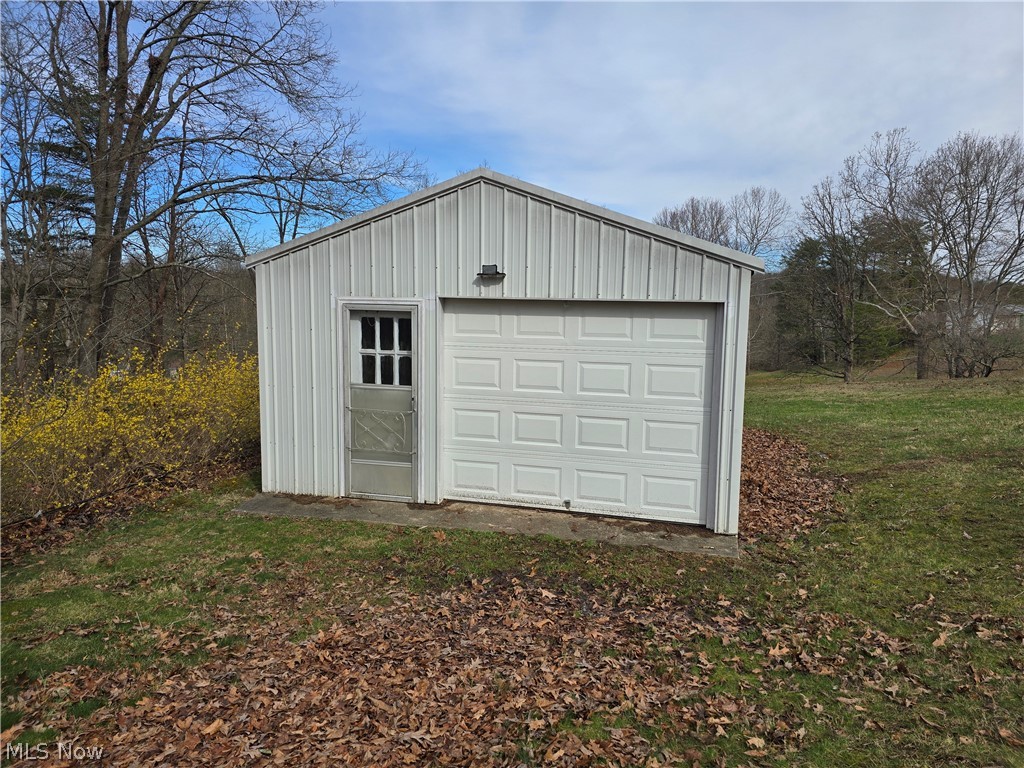 Ayers Adn - Residential