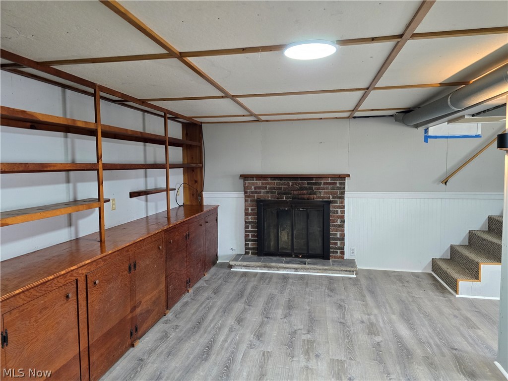 Ayers Adn - Residential