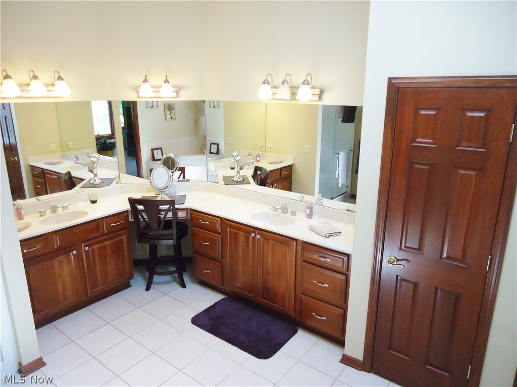 Stone Rdg - Residential