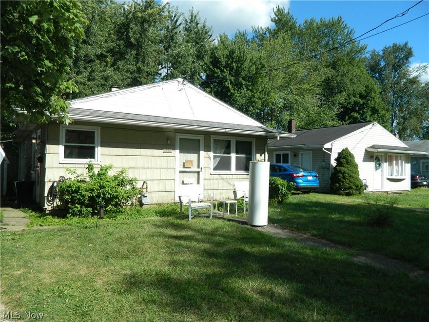 3 Bedroom ranch in Plain Local Schools on a quiet dead end street.